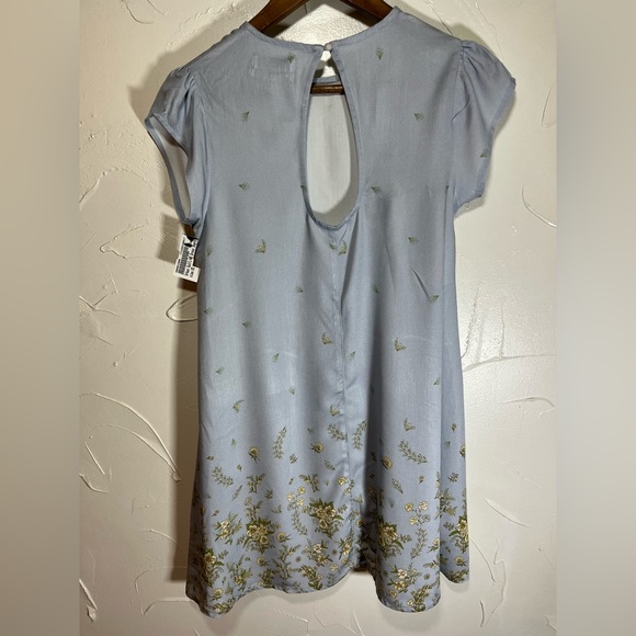 NWT Urban Outfitters Baby Blue Floral Trapeze Dress SZ XS - Picture 4 of 9